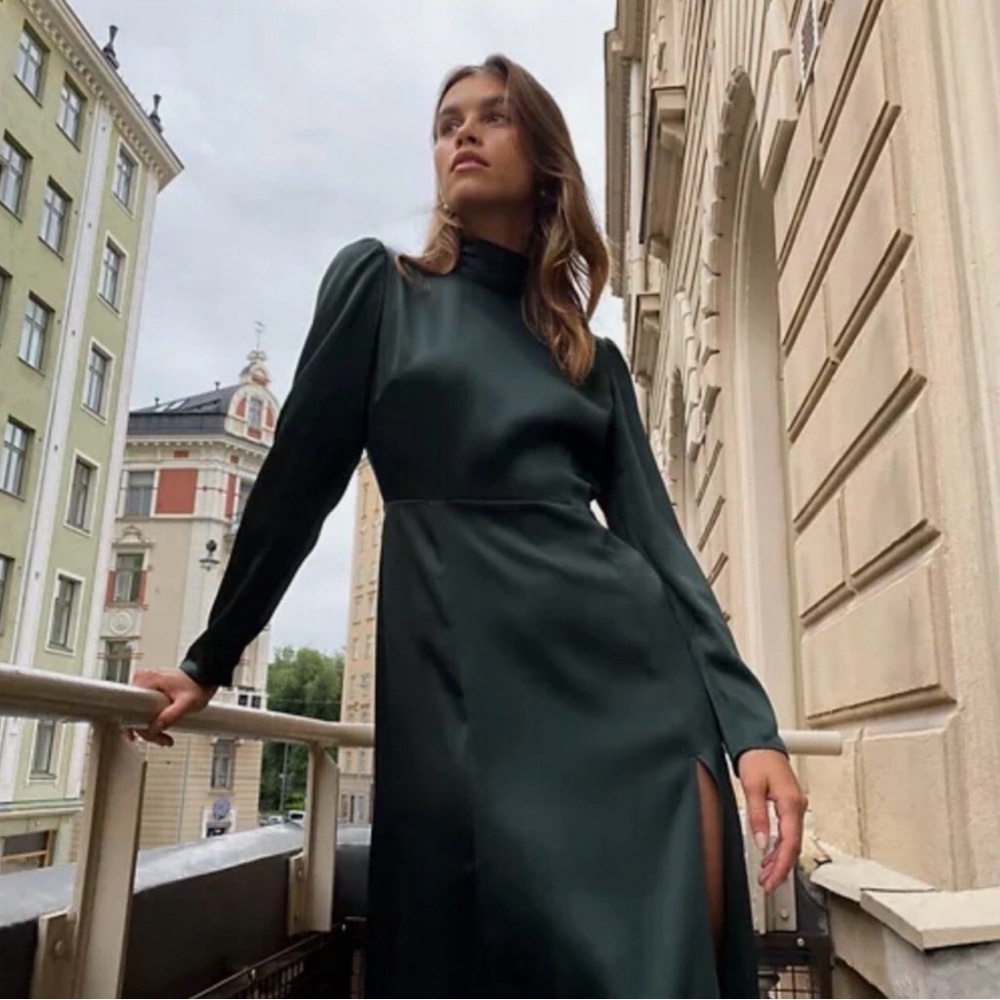 Aritzia Wilfred Elegant Black Long Sleeve Dress